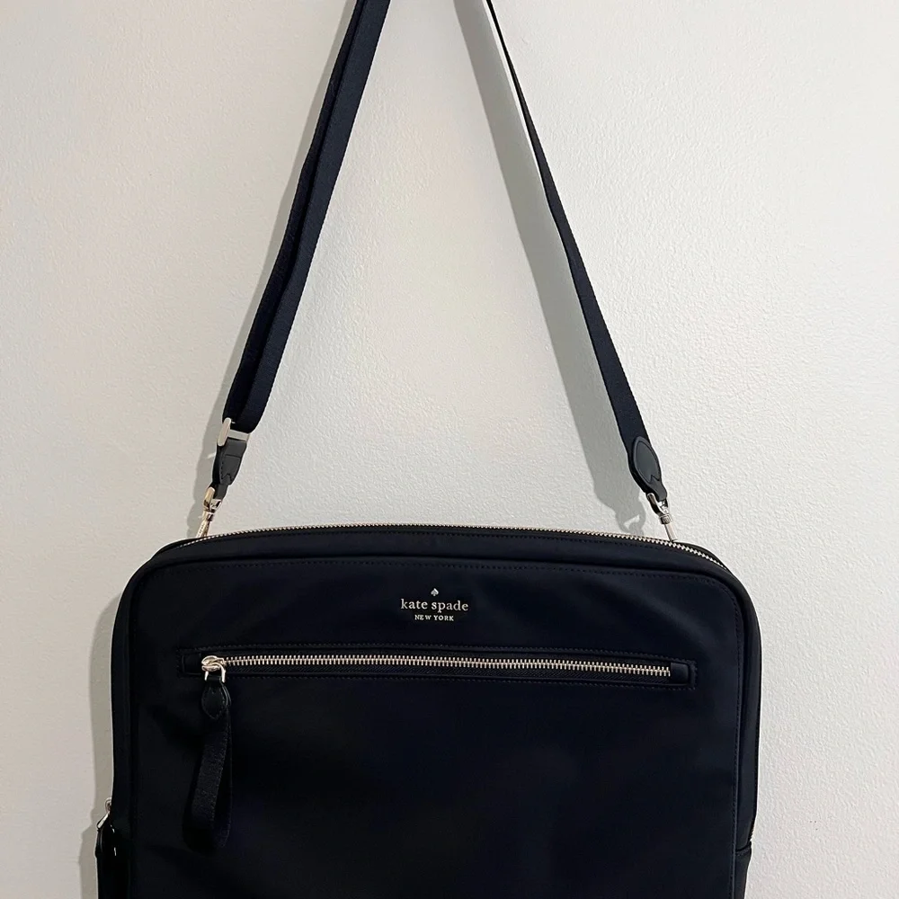 Kate Spade Chelsea Laptop Sleeve With Strap - NWOT - Picture 6 of 13